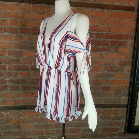 NWT Lucca Women's Romper Sz L Stripes Red/White/Bl - Picture 4 of 8